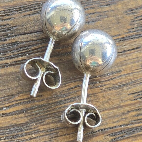 Ball stud earrings, vintage. - Picture 9 of 9